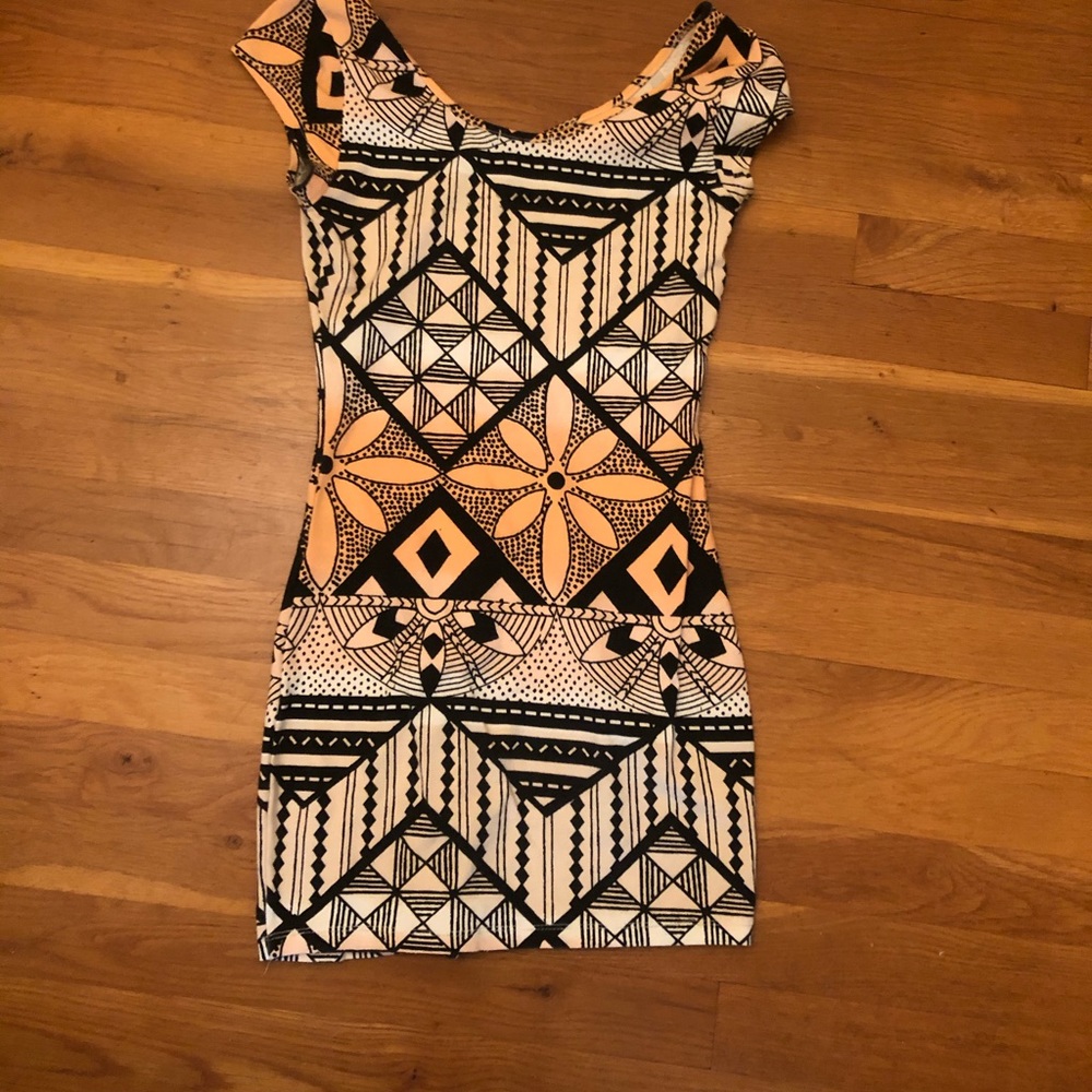 Yellow and black geometric print body con dress